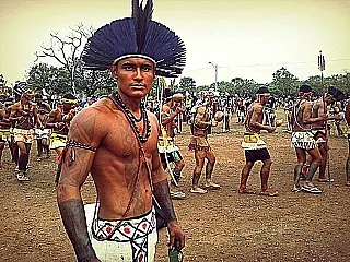 Rocky vai carregar a tocha e imagem do irmão Laucidio