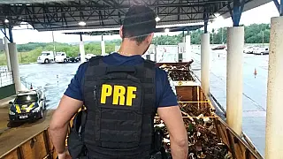 Bitrem com duas toneladas de maconha é apreendida no Paraná
