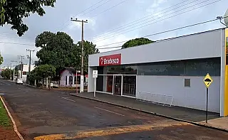 Ladrões entram pelo telhado e assaltam agência bancária em Chapadão do Sul