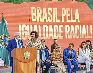 Lula lança pacote que reduz diferenças