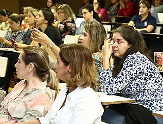 Prefeitura promove encontro de homenagens às mães em Dourados