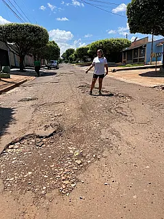 Ruas do 4° Plano e Água Boa serão recapeadas a pedido de Lia Nogueira