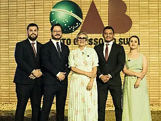 Edna Bonelli recebe advogados em "Grande Reunião" no CTG