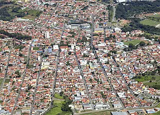 23 são contaminados em festa