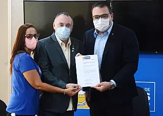 Alan recebe governador do Rotary