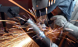 Produção industrial tem alta de 0,3% em março