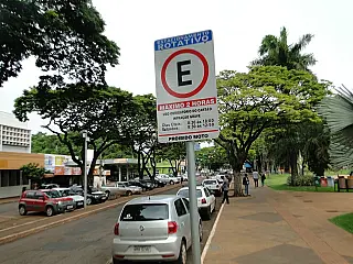 Marçal Filho cobra investimentos no serviço de estacionamento rotativo