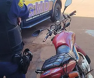 Guarda encontra moto furtada em trânsito