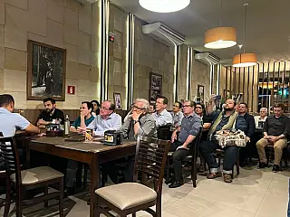 Alan Guedes assina decreto que cria plataforma