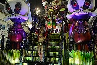 Disputa acirrada fecha primeira noite de desfiles do Grupo Especial do Rio