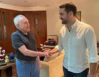 Leite encabeça federação