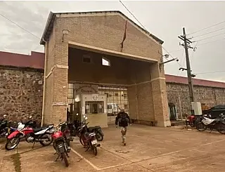 PCC faz agentes reféns em penitenciária do Paraguai