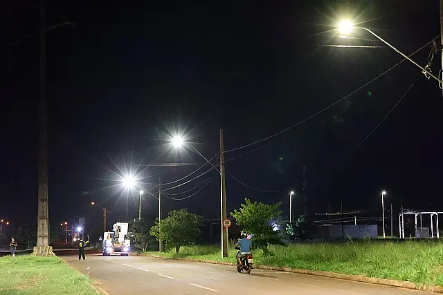 Dourados está perto de 100% em iluminação de LED