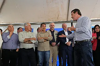 Lideranças políticas destacam potencial de Dourados em inauguração de policlínica