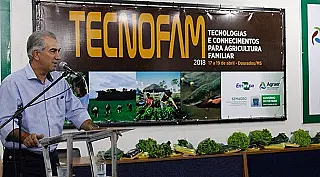 Reinaldo defende uso de tecnologias para fortalecimento da agricultura familiar no Estado