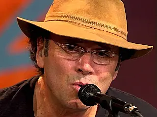 Almir Sáter abre programação de 30 anos da Uems