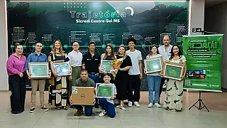 Sicredi premia vencedores do Concurso de Redação
