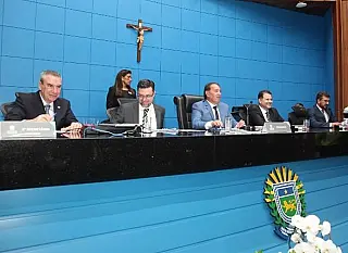 Gerson Claro assume presidência da Assembleia