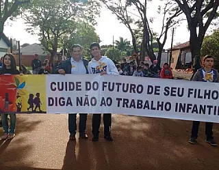 Madson participa de ação contra o trabalho infantil em Cras