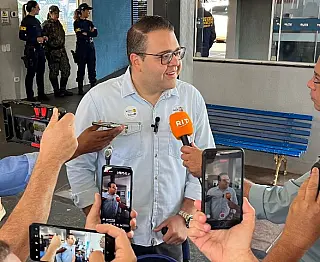 Alan Guedes integra comitiva de prefeitos a Europa