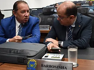 Comissão convoca extra para 'limpar' a pauta