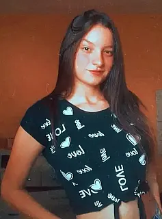 Adolescente morre atropelada por caminhão ao sair da escola