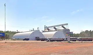 Explosão em unidade industrial deixa três feridos em estado grave