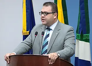 Alan Guedes pede informações sobre gestão dos recursos da Assistência Social