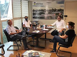 Mesa Diretora da Câmara se reúne para decidir sobre sessões virtuais