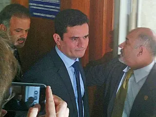 Ações penais contra Lula permanecem em Curitiba, afirma Moro