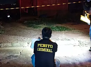 Após discussão, homem é morto com cinco tiros
