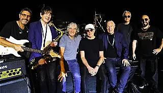 Banda britânica aterrissa em Campo Grande para show no Guanandizão