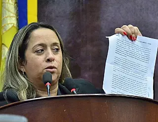 Vereadores anunciam que vão mudar o voto em novo julgamento de Denize