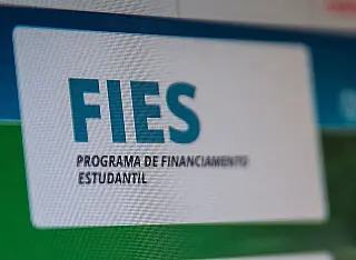 FNDE prorroga prazo para renovação do Fies