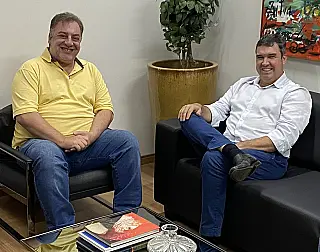 Riedel atende proposição de Neno Razuk e escolas de MS terão "botão do pânico"