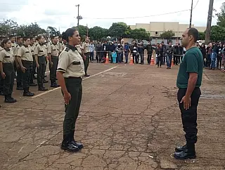Mirins homenageiam presidente da Guarda durante formatura da primeira turma