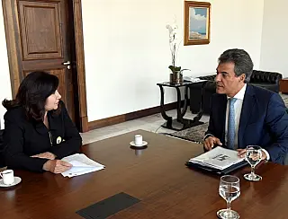 Com o governador do Paraná, Délia retoma campanha para Dourados ter ramal ferroviário