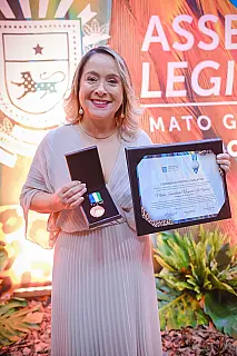 Assembleia homenageia personalidades indicadas por Lia Nogueira