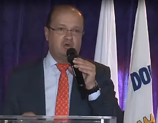 Barbosinha homenageia rotarianos por fortalecerem família