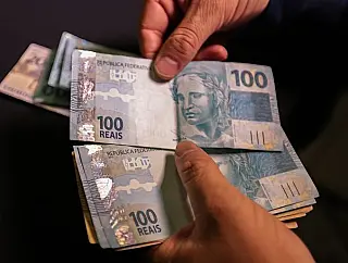 Prefeitura deposita segunda parcela do 'trêzimo'