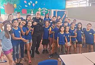Policiais do DOF ministram palestra com alunos de Dourados