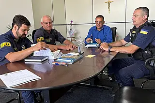 Inspetor Cabral e Guarda Municipal debatem estruturação da Patrulha Maria da Penha