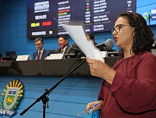 Governo tem que parar de prometer o que não vai cumprir, diz deputada