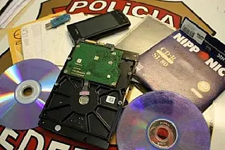 Operação da PF em Dourados indicia jovem por armazenar pornografia infantil