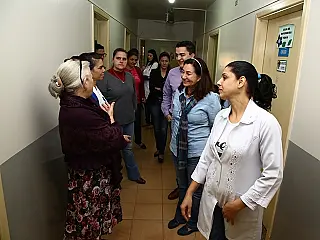 Prefeitura reforça equipes de saúde em bairros de Dourados