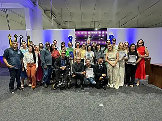 Lia Nogueira participa de sessão solene em homenagem ao Dia do Diretor