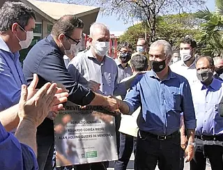 Reinaldo anuncia R$ 60 milhões para Saúde