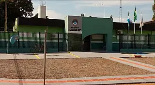 Homem é preso após exigir carro de ex-namorada como 'pagamento' por fim de relacionamento