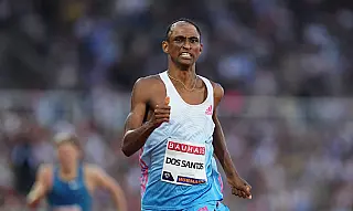 Alison dos Santos é prata nos 400m rasos em GP na Hungria