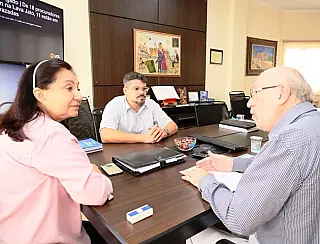 Fonoaudiólogo apresenta projeto de saúde vocal para educadores